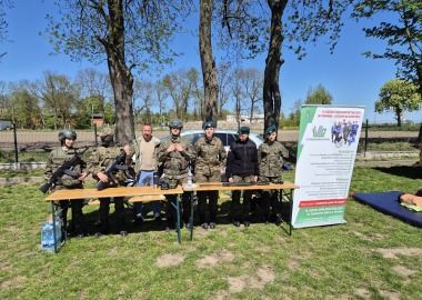 Promocja VI LO podczas Pikniku Militarnego w Grzywnie 2025