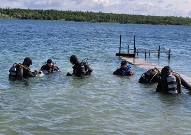 Zakończenie kursu płetwonurkowego P1 dla uczniów klas mundurowych